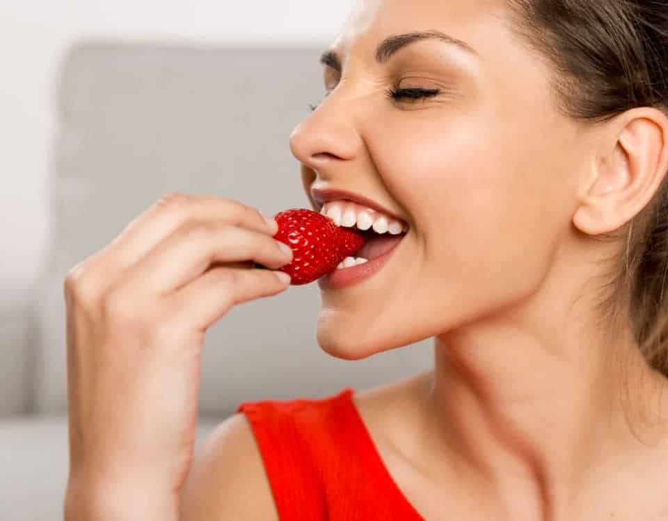 Enamel-Friendly Diet: What to Eat and Avoid Bath