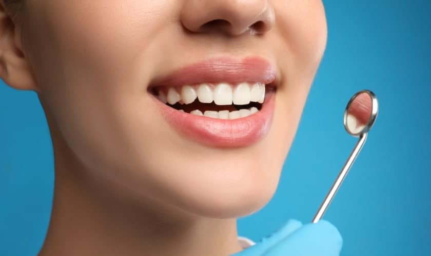 What Are the Best Vitamins and Minerals for Optimal Oral Health Bath?