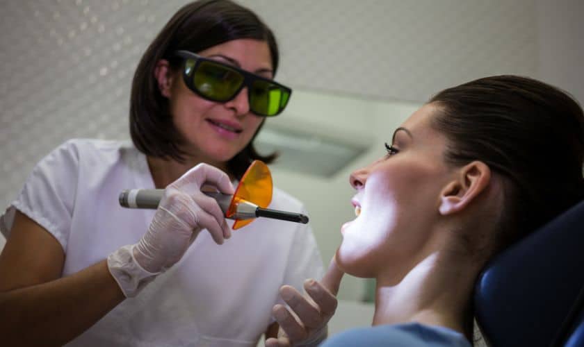 Safer Alternatives for a Brighter Smile: What Dentists Actually Recommend Bath