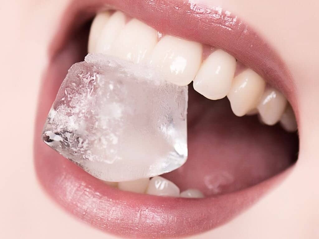 When to Combine Diet with Professional Teeth Whitening Treatments Bath