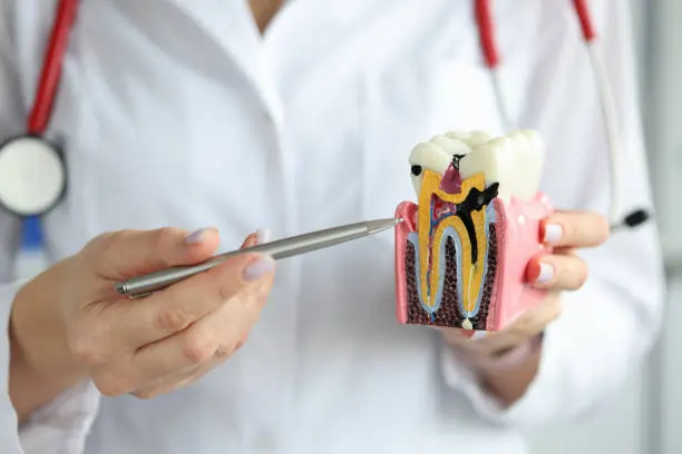 Which Whitening Methods Are Gentler on Sensitive Teeth Bath?